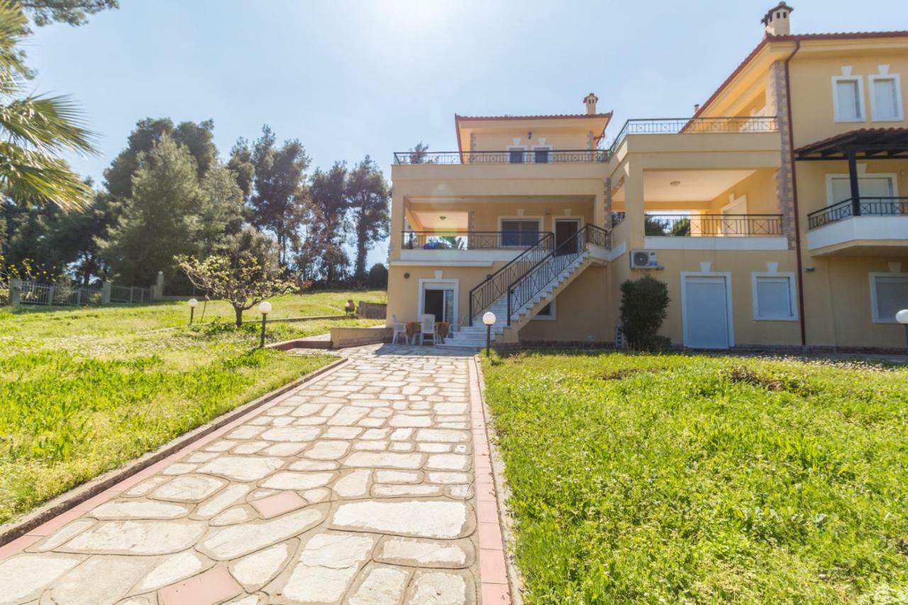 Kyrana Apartments Paliouri Ngoại thất bức ảnh